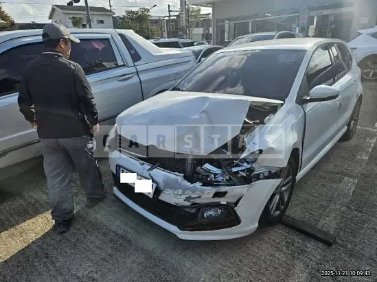 Photo 2 of 12: 2016 Volkswagen Polo 5 FL 1.4 TDI BMT, VIN WVWZZZ6RZGY122636 — Korean insurance auction
