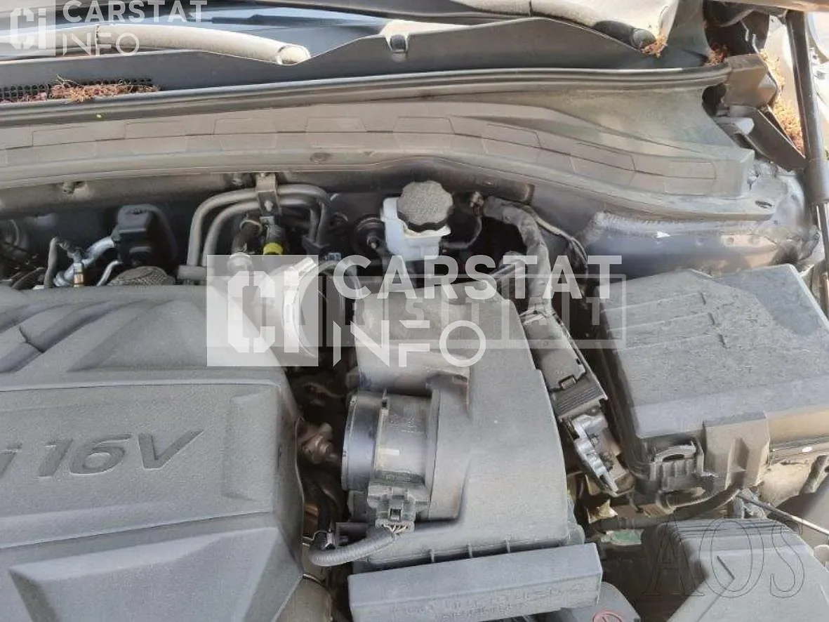 Photo 2 of 19: 2019 Hyundai Santa Fe, VIN KMHS281BBLU248522 — Korean insurance auction