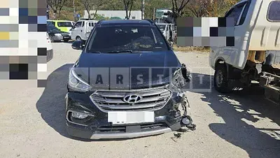 Photo 1 of 9: 2016 Hyundai Santa Fe DM (4WD) — Korean insurance auction