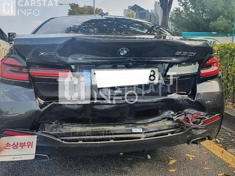 Photo 2 of 10: 2021 BMW 530i xDrive, VIN WBA31BJ06MWW97257 — Korean insurance auction