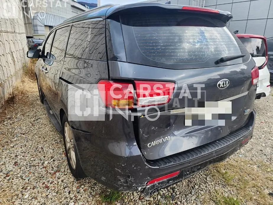 Photo 2 of 22: 2016 Kia Carnival, VIN KNAME81ABGS194787 — Korean insurance auction