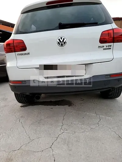Photo 1 of 8: 2015 Volkswagen Tiguan 2.0 TDI Blue Motion, VIN WVGZZZ5NZFW580638 — Korean insurance auction
