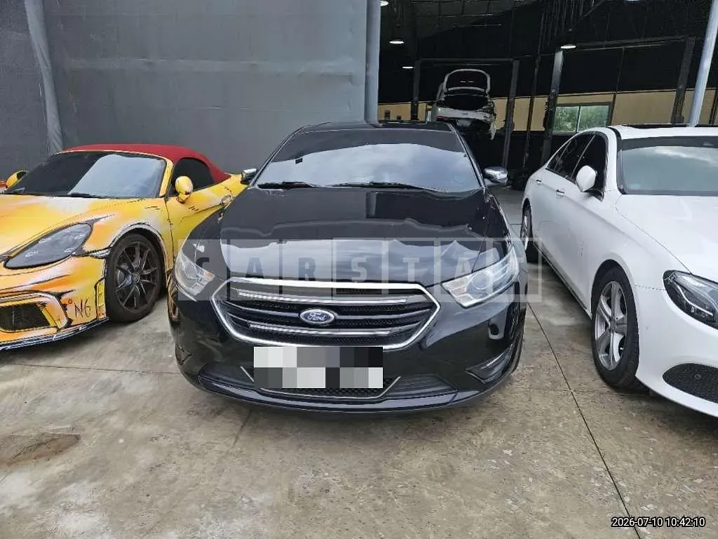 Photo 2 of 9: 2016 Ford Taurus — Korean insurance auction