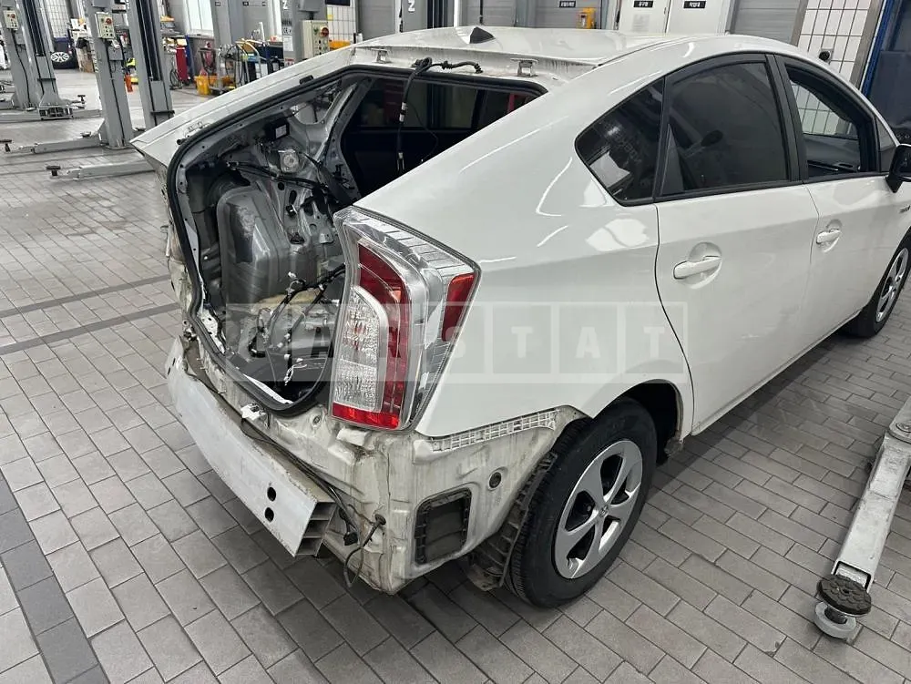 Photo 2 of 16: 2015 Toyota Prius E, VIN JTDKN3DU7F1964512 — Korean insurance auction