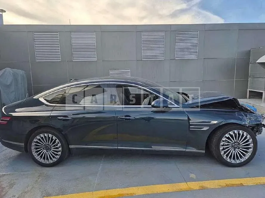 Photo 2 of 23: 2022 Genesis G80 Electric Car AWD, VIN KMTGE411PNU002972 — Korean insurance auction