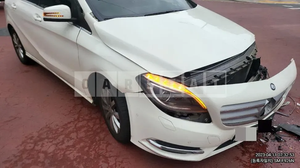 Photo 2 of 5: 2014 Mercedes-Benz B200 CDI — Korean insurance auction
