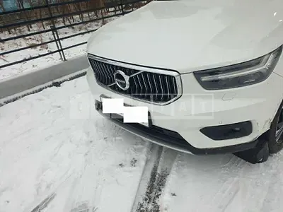 Photo 1 of 7: 2020 Volvo XC40T4 AWD — Korean insurance auction