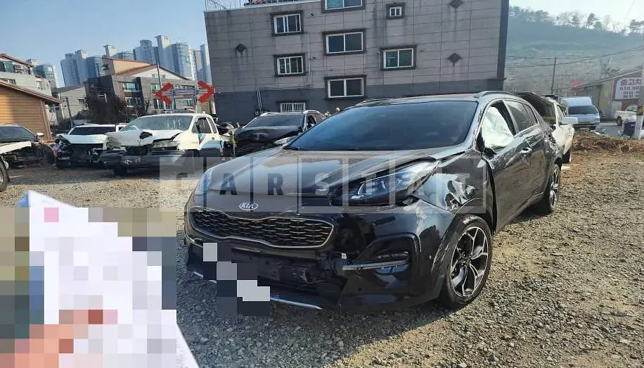 Photo 2 of 24: 2019 Kia Sportage — Korean insurance auction