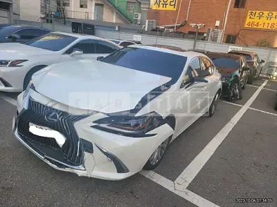 Photo 1 of 23: 2021 Lexus ES300h, VIN JTHBA1C1XM2005196 — Korean insurance auction