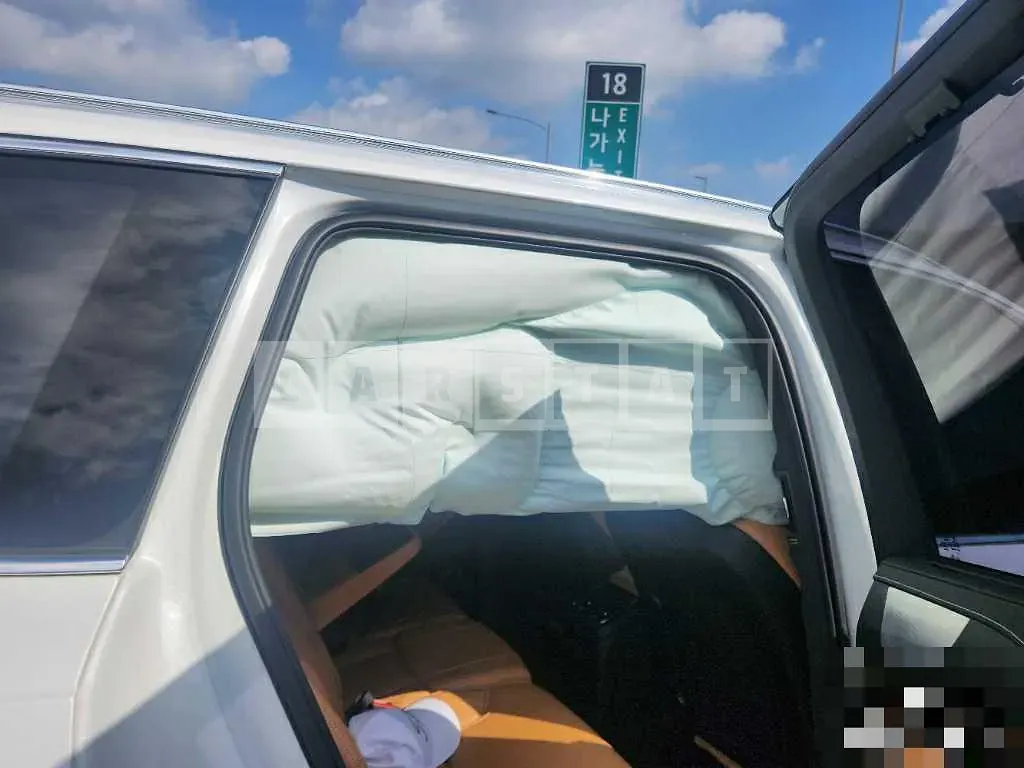 Photo 2 of 13: 2021 Volvo XC90T8 AWD — Korean insurance auction