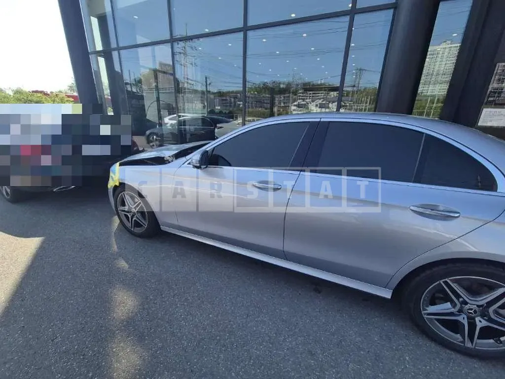 Photo 2 of 16: 2023 Mercedes-Benz E250 — Korean insurance auction