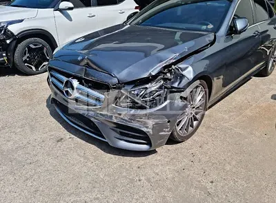 Photo 1 of 6: 2017 Mercedes-Benz E300 4Matic — Korean insurance auction