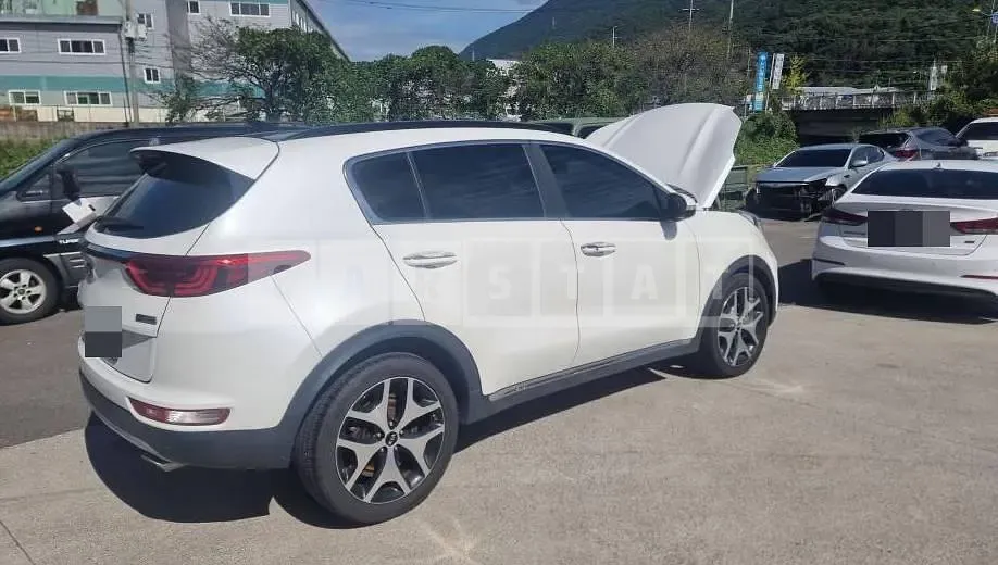 Photo 2 of 34: 2018 Kia Sportage 2.0 — Korean insurance auction
