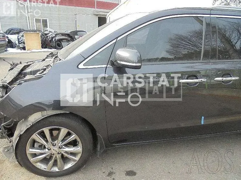 Photo 2 of 47: 2018 Kia Carnival 9-Seater, VIN KNAME81ABKS505286 — Korean insurance auction