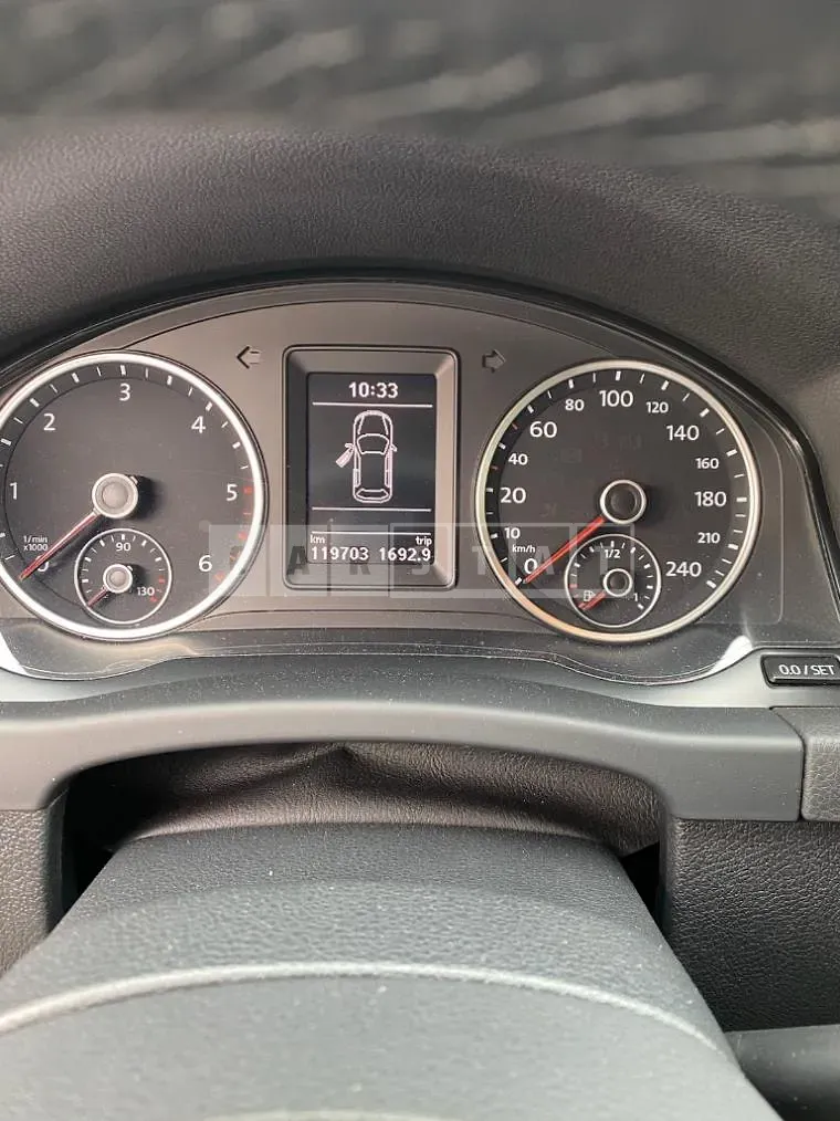 Photo 2 of 43: 2015 Volkswagen Tiguan 2.0 TDI BMT, VIN WVGZZZ5NZGW511725 — Korean insurance auction