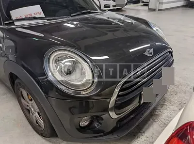 Photo 1 of 18: 2017 MINI Sali Cooper — Korean insurance auction