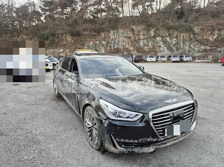 Photo 2 of 15: 2016 Genesis EQ900 — Korean insurance auction