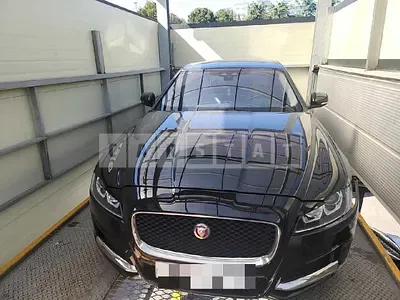 Photo 1 of 25: 2016 Jaguar XF 20d, VIN SAJBB4BN4GCY18134 — Korean insurance auction
