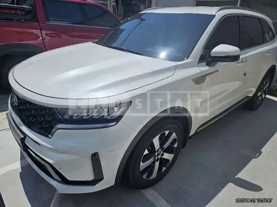 Photo 2 of 16: 2021 Kia Sorento — Korean insurance auction