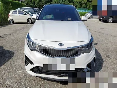Photo 1 of 28: 2018 Kia K5 2.0 — Korean insurance auction