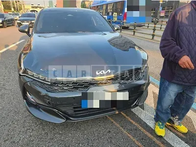 Photo 1 of 6: 2023 Kia K5 — Korean insurance auction