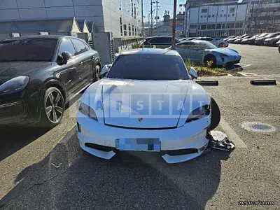 Photo 1 of 77: 2024 Porsche Taycan — Korean insurance auction