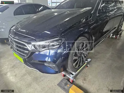 2026 Mercedes-Benz E300 4MATIC