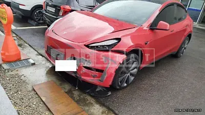 Photo 1 of 27: 2023 Tesla Model Y LongRange — Korean insurance auction