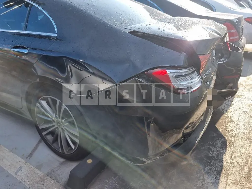 Photo 2 of 9: 2018 Mercedes-Benz CLS400 d 4Matic, VIN WDD2J2DB4KA014578 — Korean insurance auction