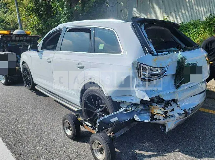Photo 2 of 5: 2019 Audi Q7 45 TFSI quattro, VIN WAUZZZ4M1KD041969 — Korean insurance auction