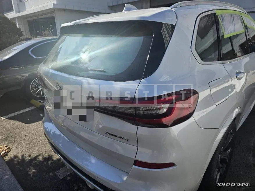 Photo 2 of 19: 2022 BMW X5 xDrive40i — Korean insurance auction