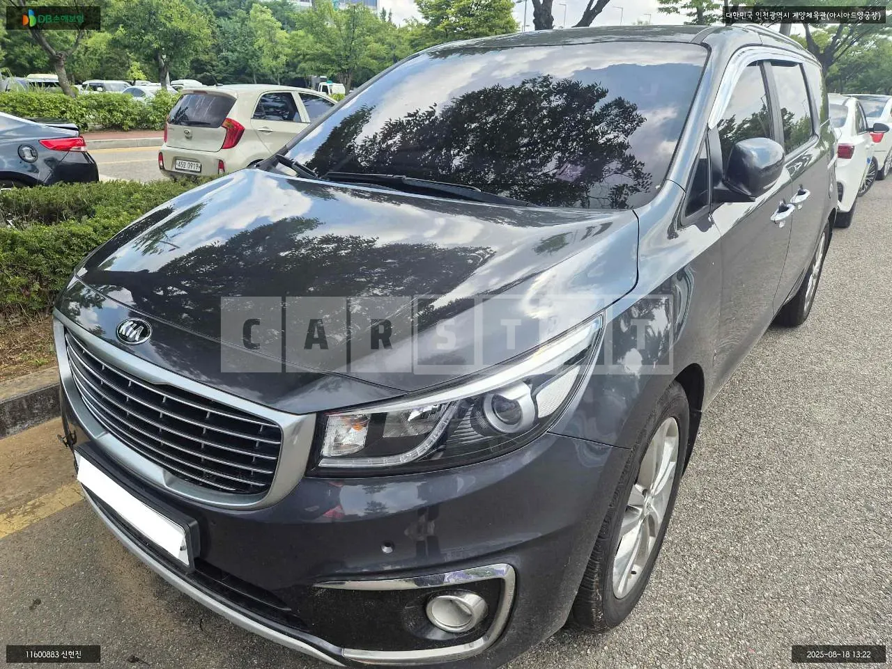 Photo 2 of 10: 2015 Kia Carnival, VIN KNAMC81ABGS127037 — Korean insurance auction