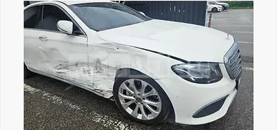 Photo 1 of 22: 2019 Mercedes-Benz E220 d 4Matic — Korean insurance auction