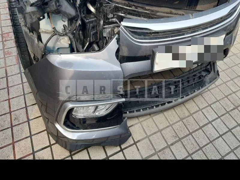 Photo 2 of 27: 2016 Hyundai Santa Fe DM — Korean insurance auction