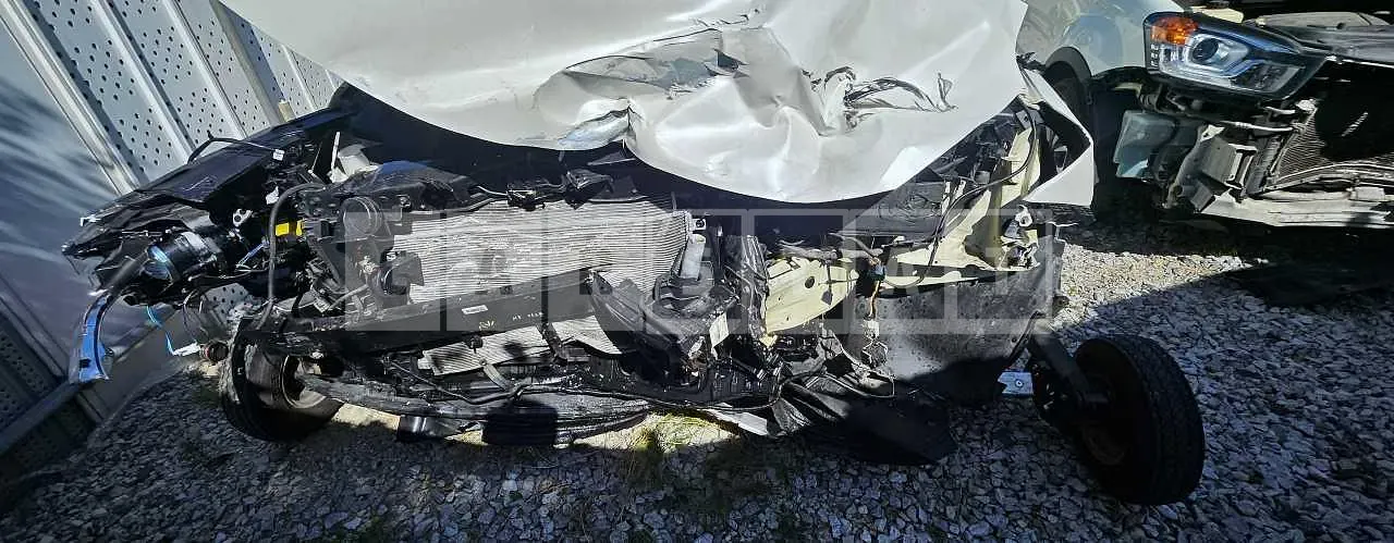 Photo 2 of 11: 2015 Kia K5, VIN KNAGX411BGA005381 — Korean insurance auction