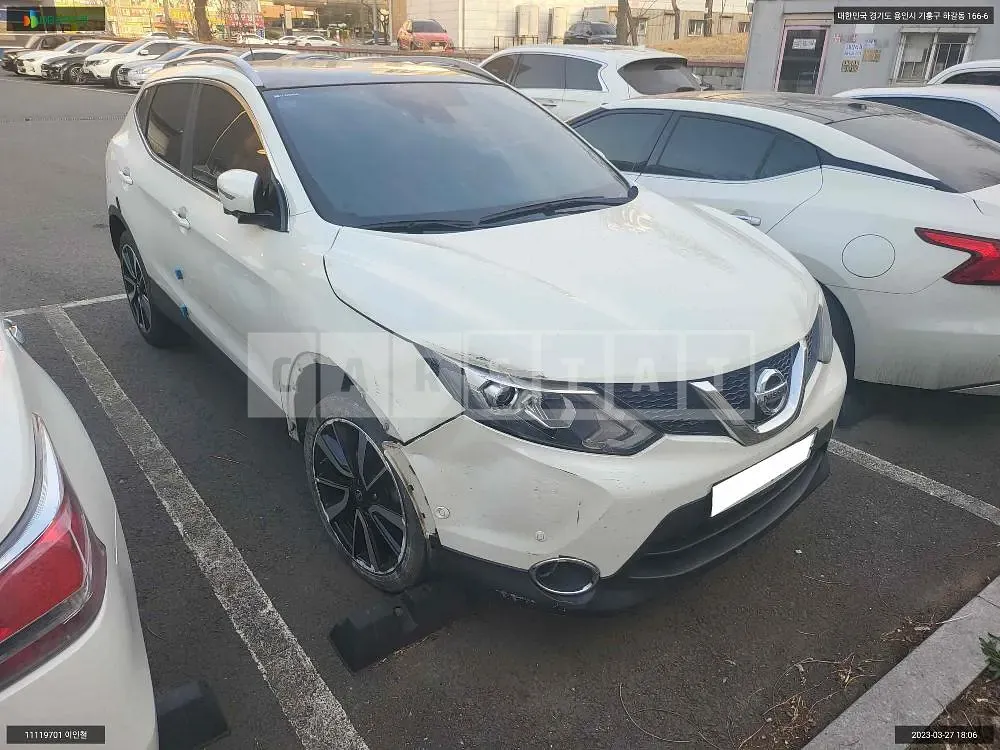 Photo 2 of 8: 2015 Nissan Qashqai, VIN SJNDJ18E4FA303600 — Korean insurance auction