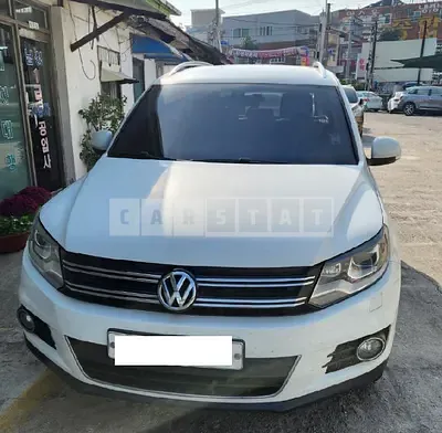 Photo 1 of 11: 2016 Volkswagen Tiguan 2.0 TDI BMT, VIN WVGZZZ5NZGW504949 — Korean insurance auction