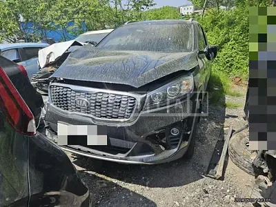 Photo 1 of 27: 2017 Kia Sorento 2.2 (4WD) — Korean insurance auction
