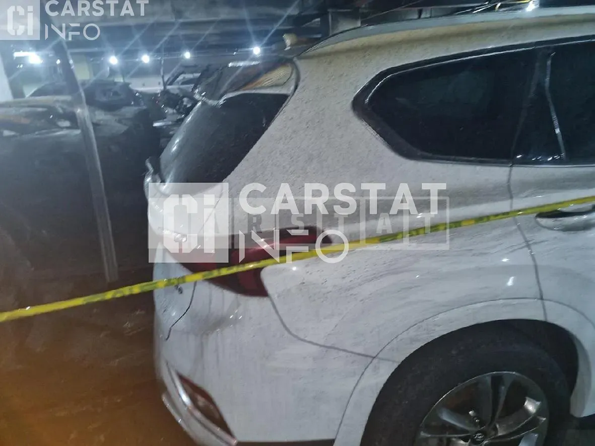 Photo 2 of 8: 2019 Hyundai Santa Fe, VIN KMHS581BBKU148626 — Korean insurance auction