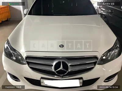Photo 1 of 15: 2015 Mercedes-Benz E300 4Matic, VIN WDDHF8BB7GB267428 — Korean insurance auction
