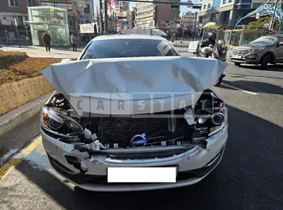 Photo 1 of 8: 2017 Volvo S60 D3 — Korean insurance auction