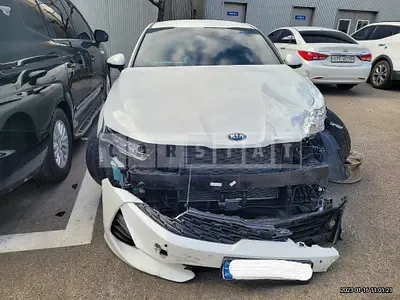 Photo 1 of 32: 2021 Kia K5, VIN KNAG241BBMA139244 — Korean insurance auction