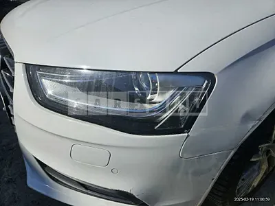 Photo 1 of 2: 2015 Audi (parts) A4 30 TDI Headlamp — Korean insurance auction