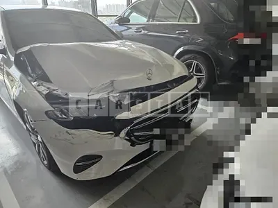 Photo 1 of 58: 2024 Mercedes-Benz E220 d 4Matic — Korean insurance auction