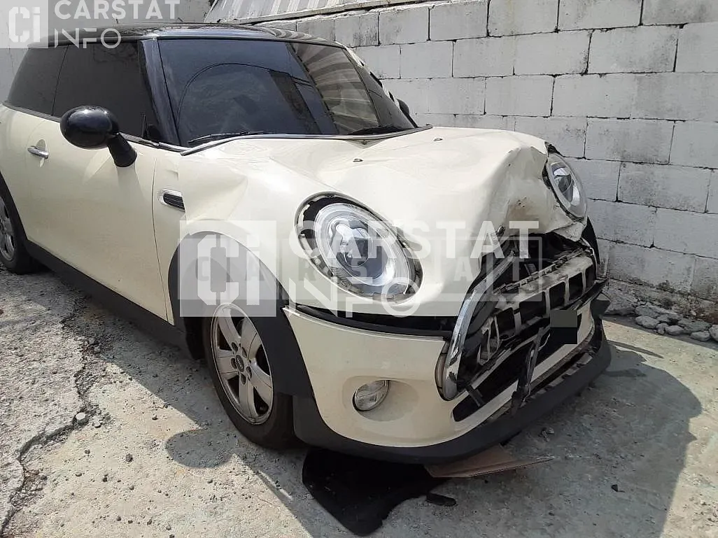 Photo 2 of 8: 2016 MINI Cooper D, VIN WMWXN3104G2A94527 — Korean insurance auction
