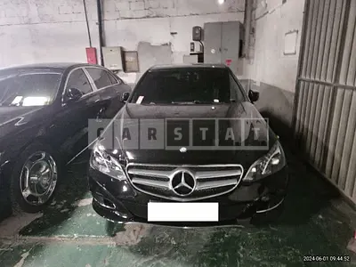 Photo 1 of 40: 2016 Mercedes-Benz E220 CDI — Korean insurance auction
