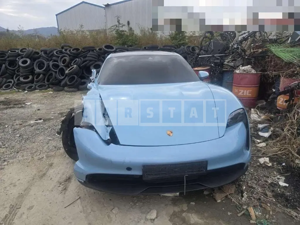 Photo 2 of 43: 2020 Porsche Taycan 4S Electric Car — Korean insurance auction
