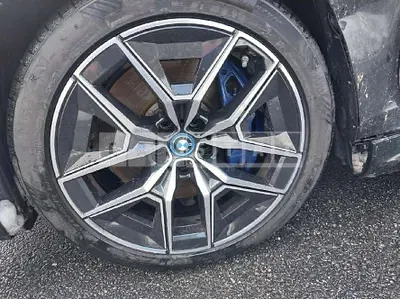 Photo 1 of 10: 2024 BMW (parts) i5 eDrive40 Wheel — Korean insurance auction