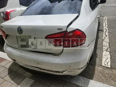Photo 1 of 15: 2015 Volkswagen Passat 2.0 TDI — Korean insurance auction