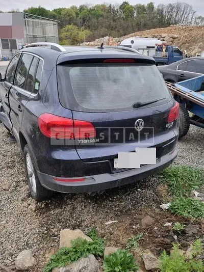Photo 1 of 8: 2016 Volkswagen Tiguan 2.0 TDI BMT, VIN WVGZZZ5NZGW586677 — Korean insurance auction